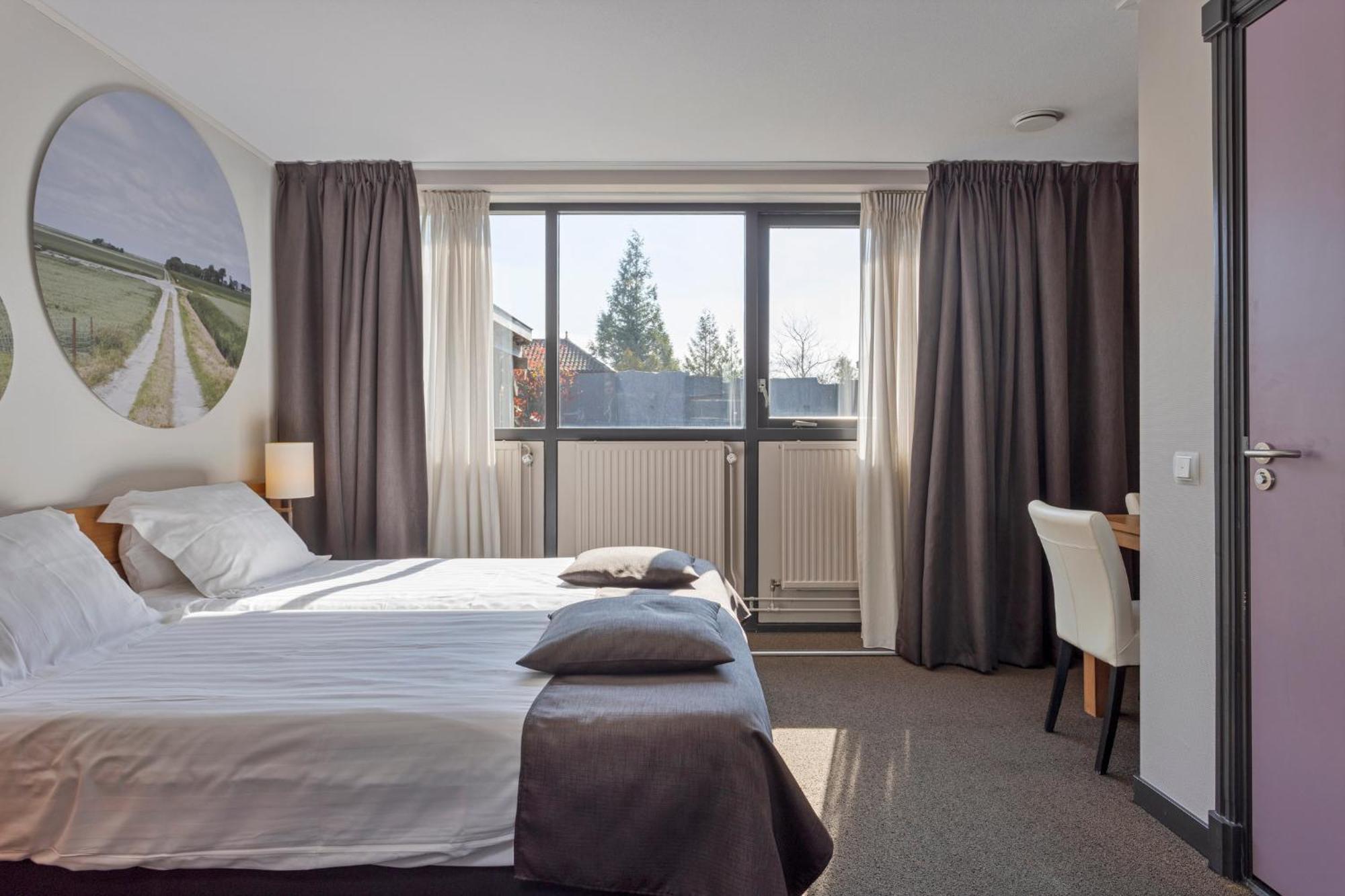 Hunzego Hotel Uithuizermeeden Ngoại thất bức ảnh